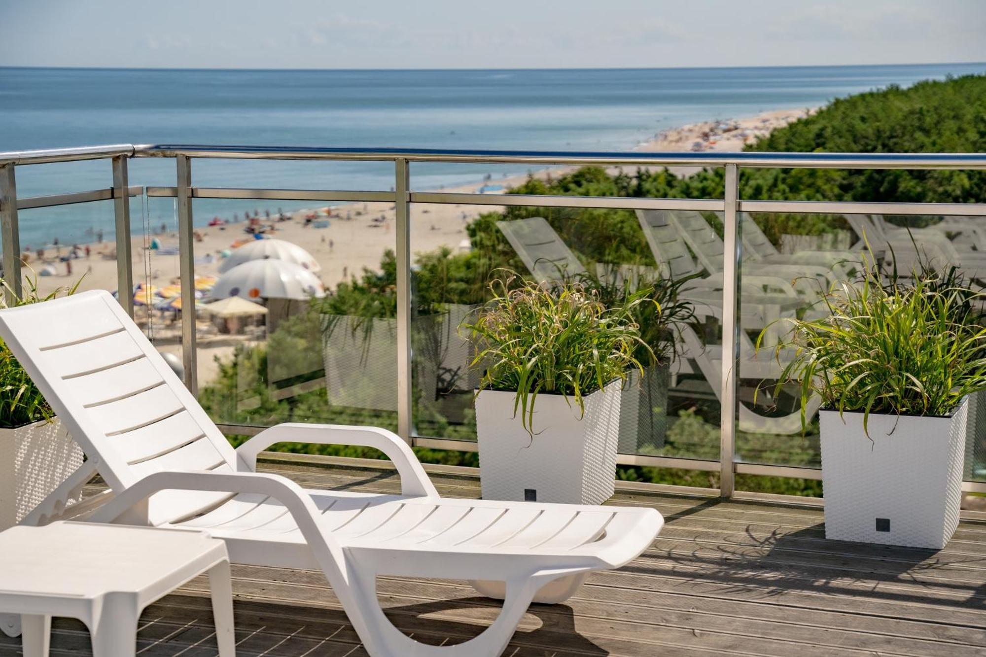 Hotel Bryza Resort & Spa Jurata Exterior photo