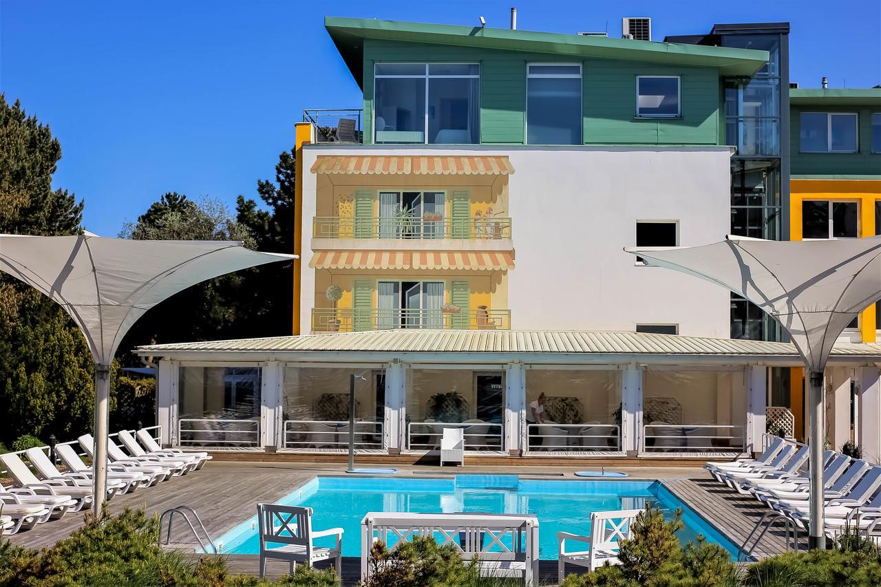 Hotel Bryza Resort & Spa Jurata Exterior photo