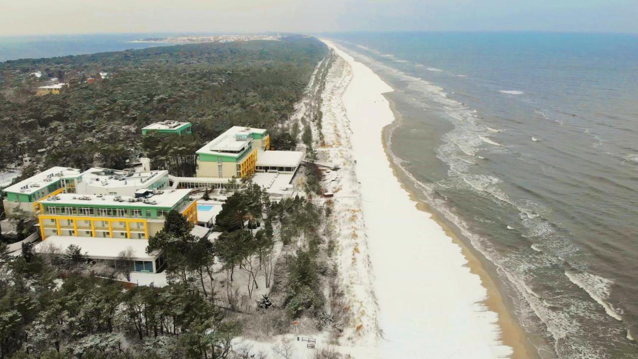 Hotel Bryza Resort & Spa Jurata Exterior photo